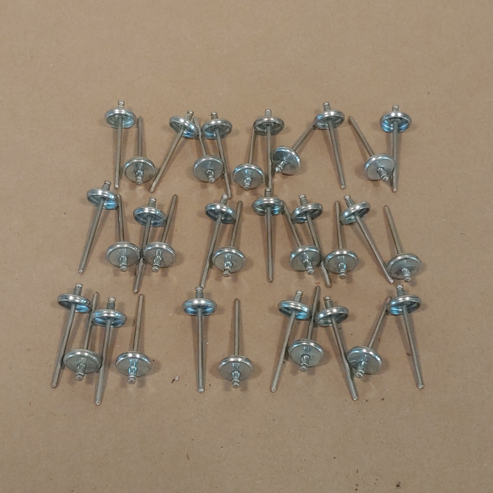 MG MGB Body Side Moulding Trim Rivets GHF1435 Set Of 34 NOS For Sale 