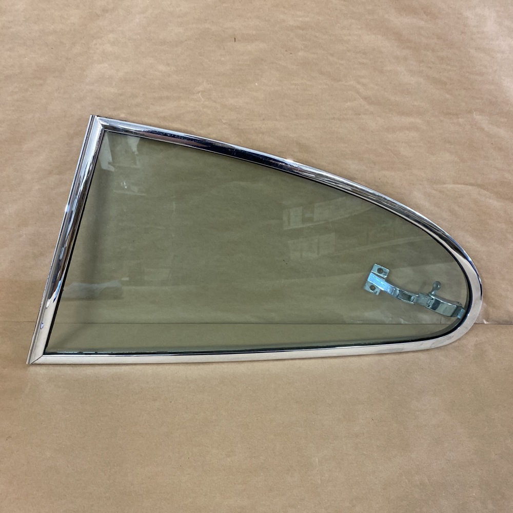 Original Jaguar XKE E-Type S1 S2 2+2 LH Rear Quarter Window Triplex ...