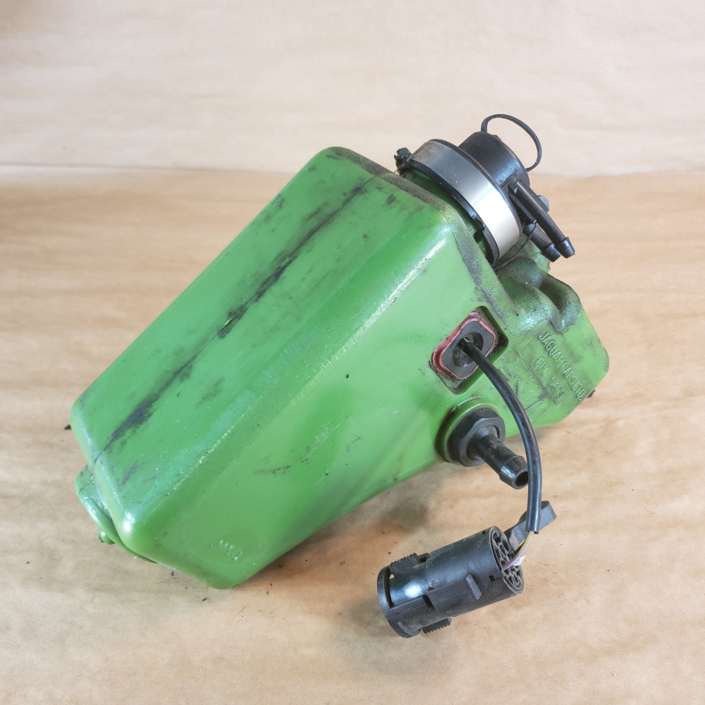 Jaguar XJ6 XJ40 19881989 Hydraulic Mineral Oil Brake Reservoir CBC6952