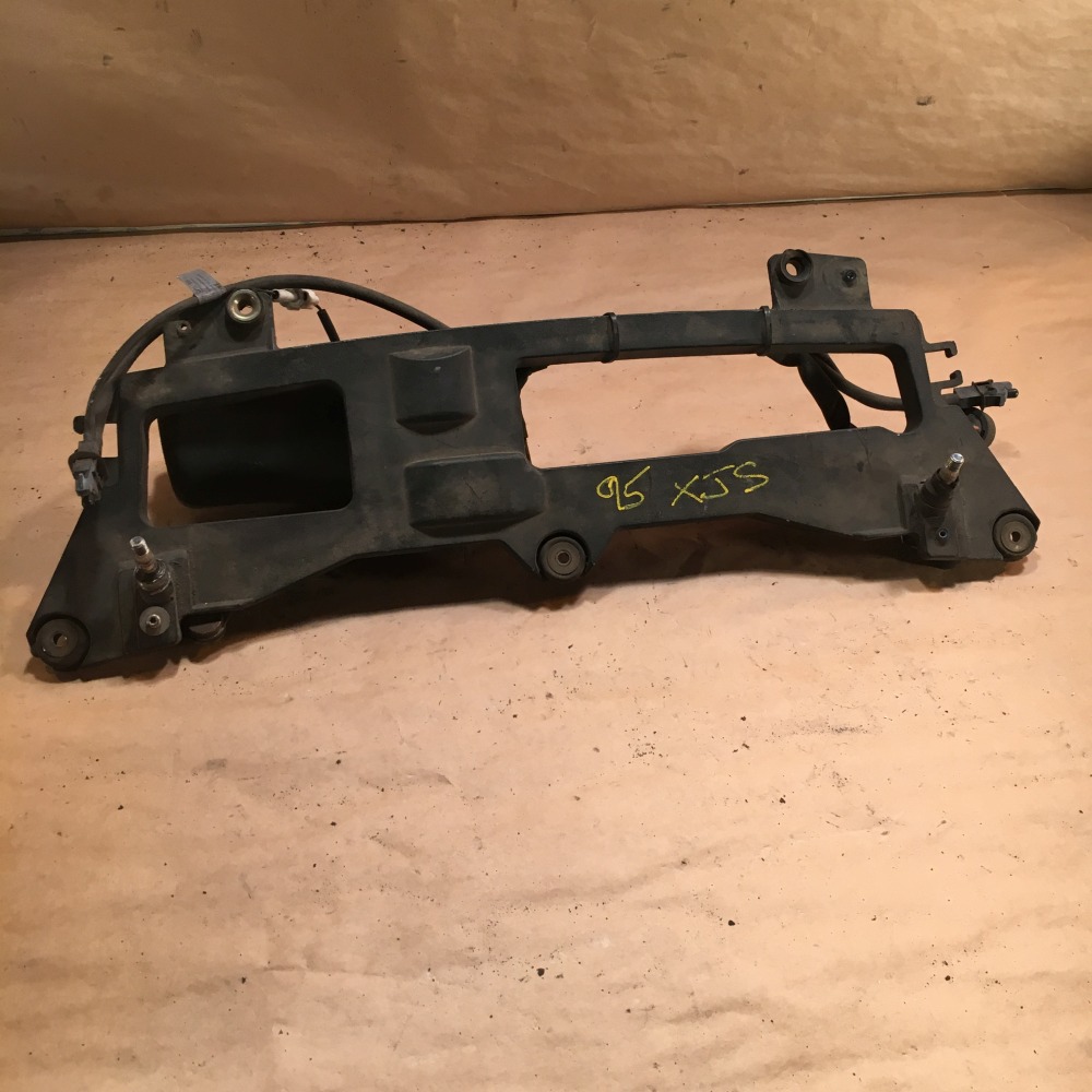 OEM Jaguar 1995 XJS Windshield Wiper Motor Assembly GHF 8951AB LH 9504