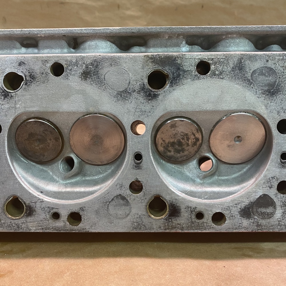 メルセデス―ベンツ107-126エンジンリビルトシリンダーヘツト販売 Original Mercedes-Benz R107 450SL M117 Engine Cylinder Head R117