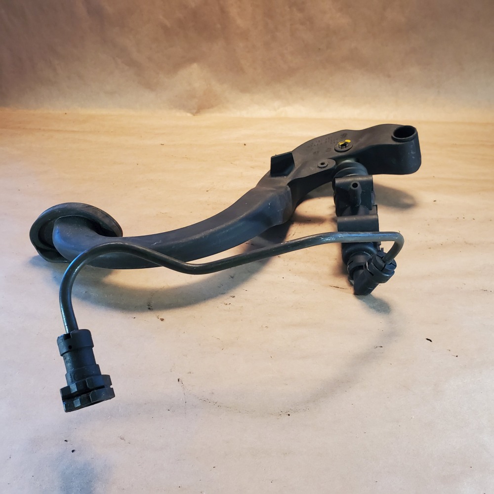 OEM 20022008 Mini Cooper Clutch Pedal Assembly BMW 6757337 Original