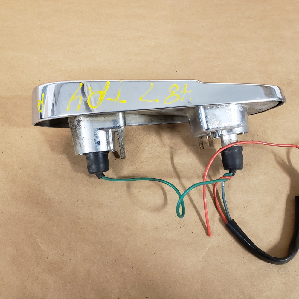 Tr4a Rear Light Triumph TR4 TR4A TR250 Original Rear Tail Light Lamp Housing Lucas L699 ...