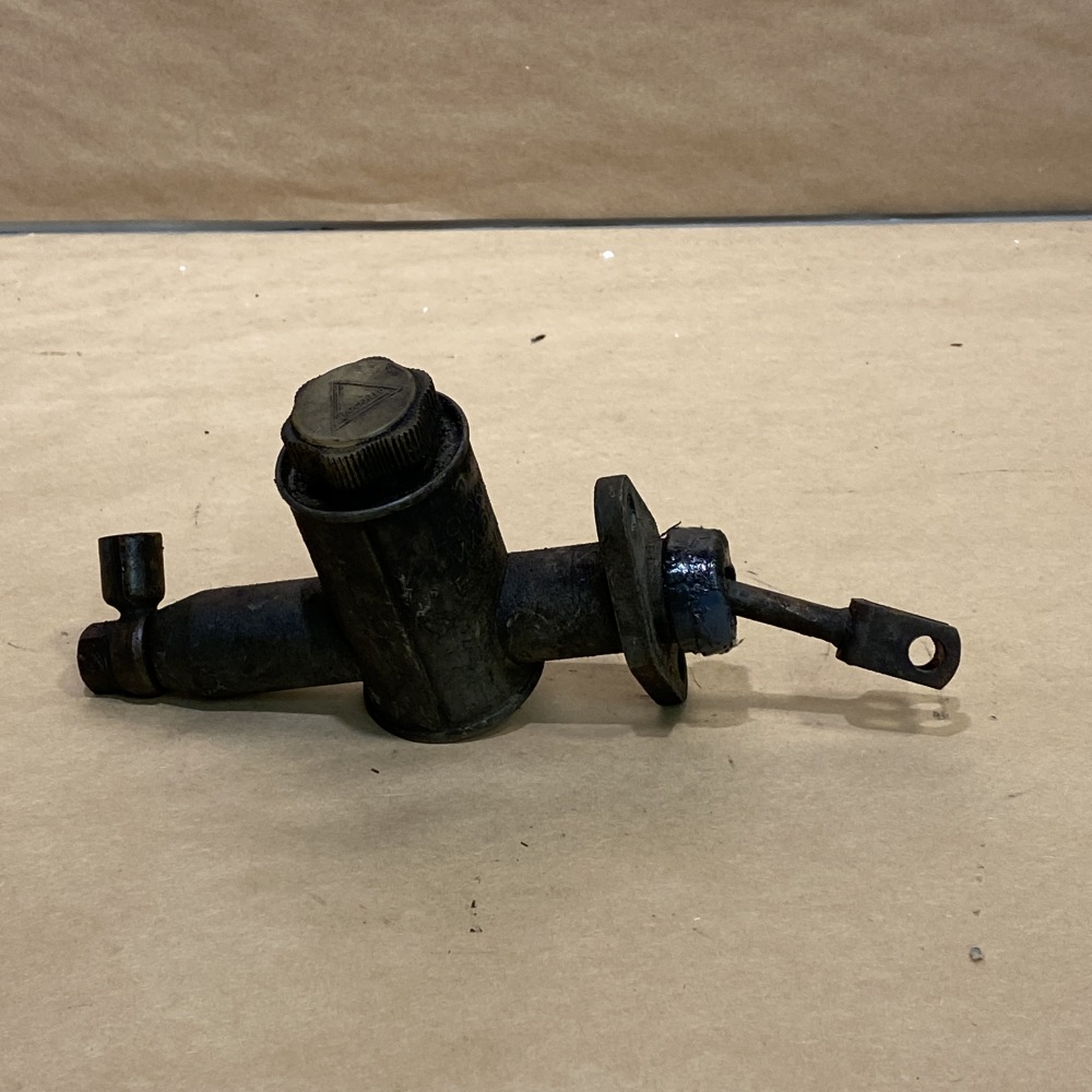 Original MG MGB 196280 Clutch Master Cylinder Lockheed OEM For Sale