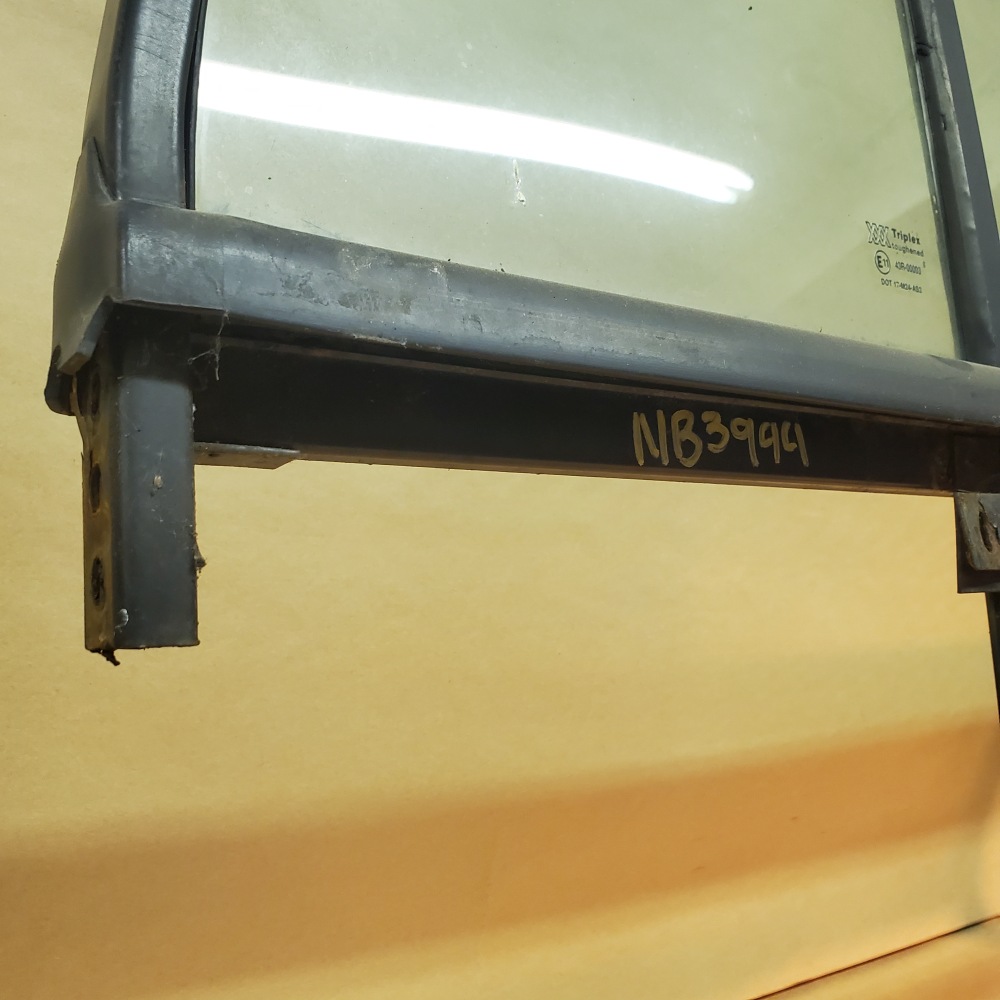 Range Rover Glass Frame Original RH 1993 Range Rover Classic LWB Rear Door Frame and Triplex ...