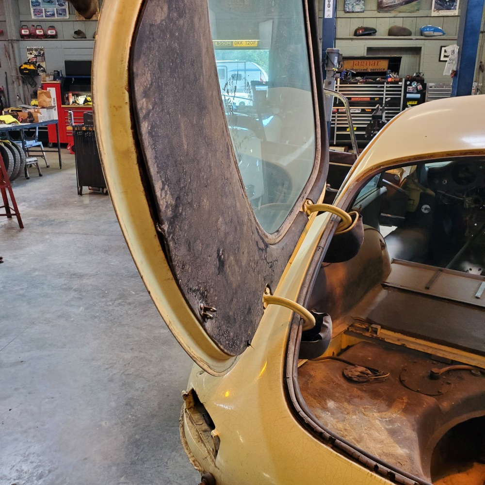 Xke Rocker Panel 1967 Jaguar XKE E Type Shell Doors Hatch Glass Center Instrument Panel ...