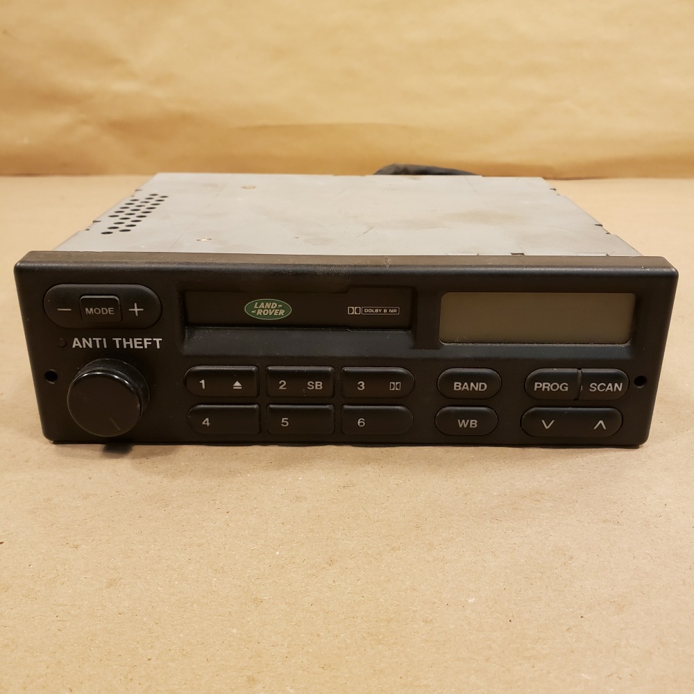 9496 Land Rover Discovery RRC County AM/FM Radio Tape Deck Head Unit